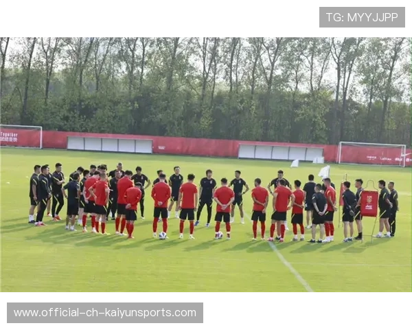 退役运动员回归母校分享职业经验，退役 运动员